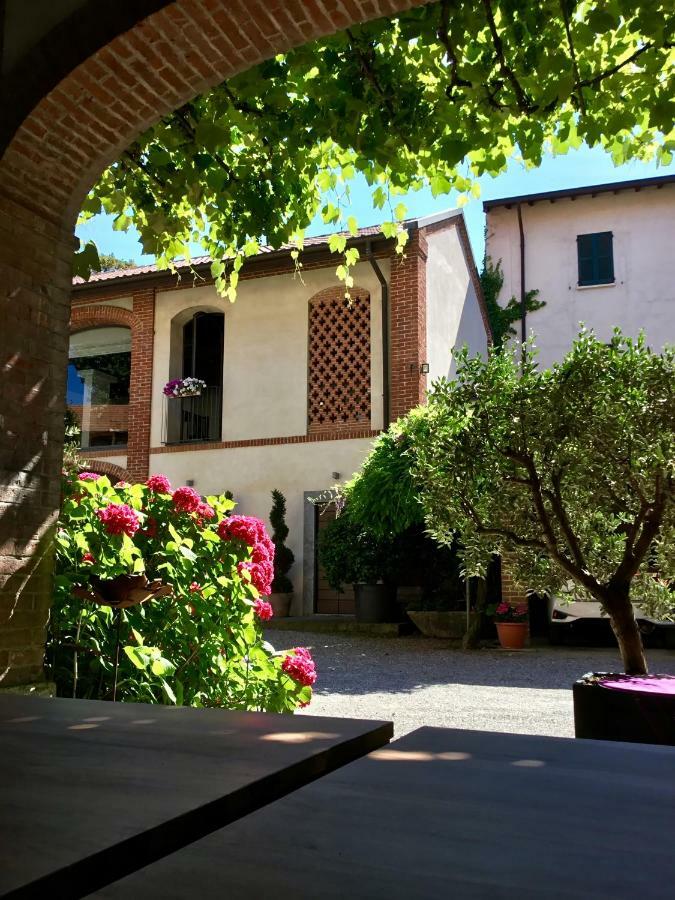La Corte E L'Uva Olgiate Comasco ภายนอก รูปภาพ